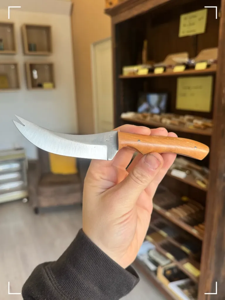 Couteau à fromage orme Normand