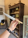 Couteau de cuisine de taille de moyenne en olivier